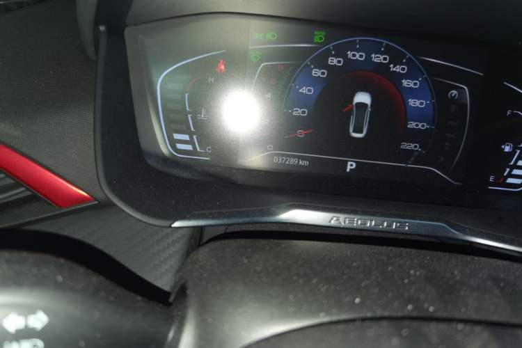 Used Dongfeng Aeolus Yixuan 2021 230T Automatic Dream-Chasing Edition Odometer Close Up