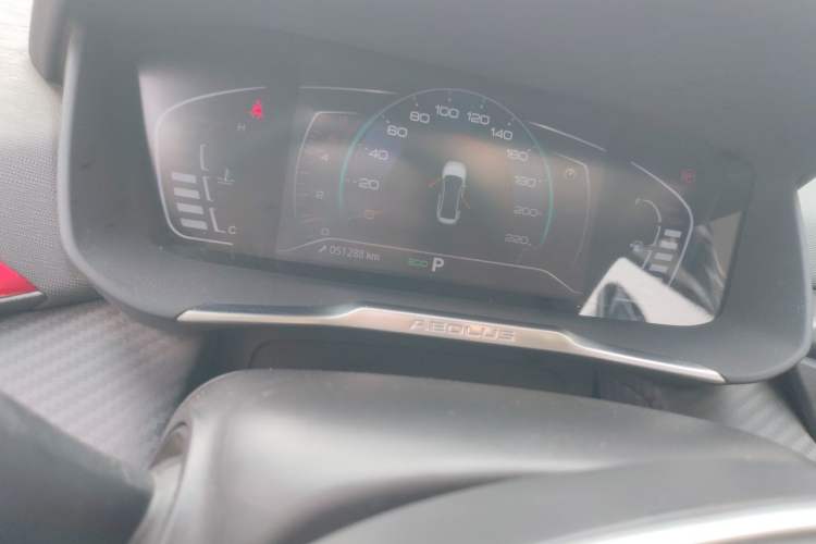 Used Dongfeng Aeolus Yixuan 2021 230T Automatic Zuiqing Edition Odometer Close Up