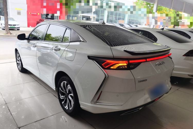 Used Dongfeng Aeolus Yixuan 2021 230T Automatic ZuiFeng Edition Rear Left 45 Deg