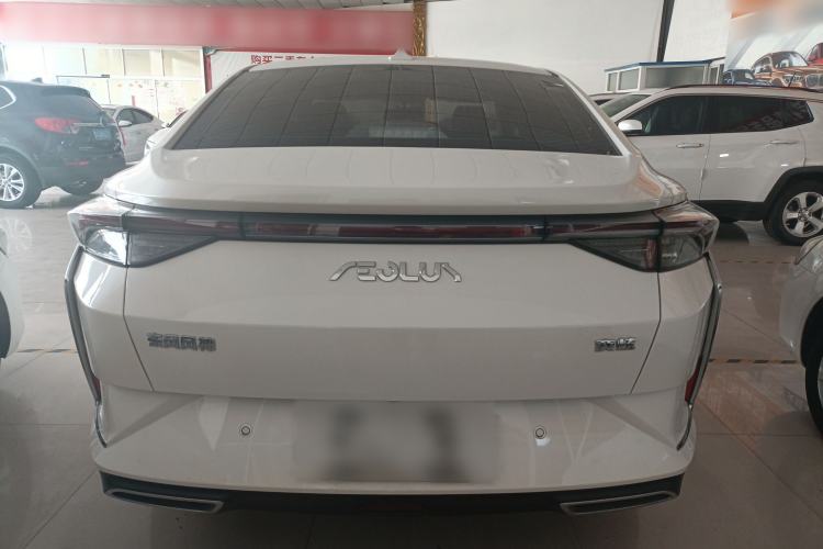 Used Dongfeng Aeolus Yixuan 2021 230T Automatic Glory Edition Rear