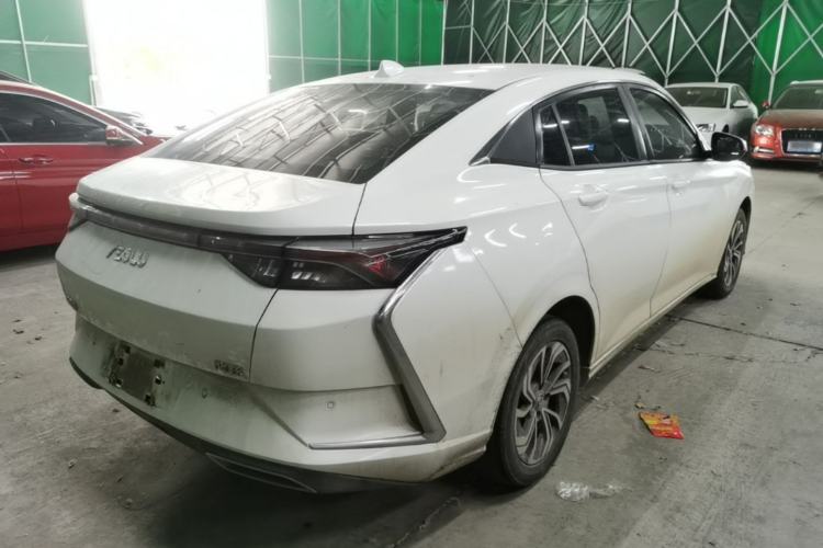 Used Dongfeng Aeolus Yixuan 2021 230T Automatic Glory Edition Rear Right 45 Deg
