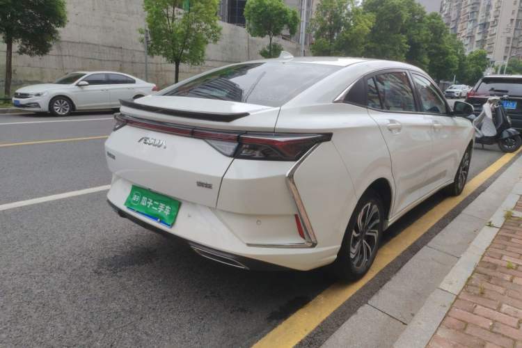Used Dongfeng Aeolus Yixuan 2021 230T Automatic Zuiqing Edition Rear Right 45 Deg
