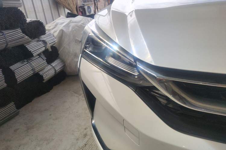 Used Dongfeng Aeolus Yixuan 2021 230T Automatic ZuiFeng Edition Right Front Headlight