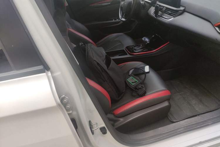 Used Dongfeng Aeolus Yixuan 2021 230T Automatic ZuiFeng Edition Right Front Seat
