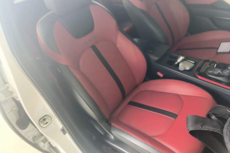 Used Dongfeng Aeolus Yixuan 2021 230T Automatic Hunter Edition Right Front Seat