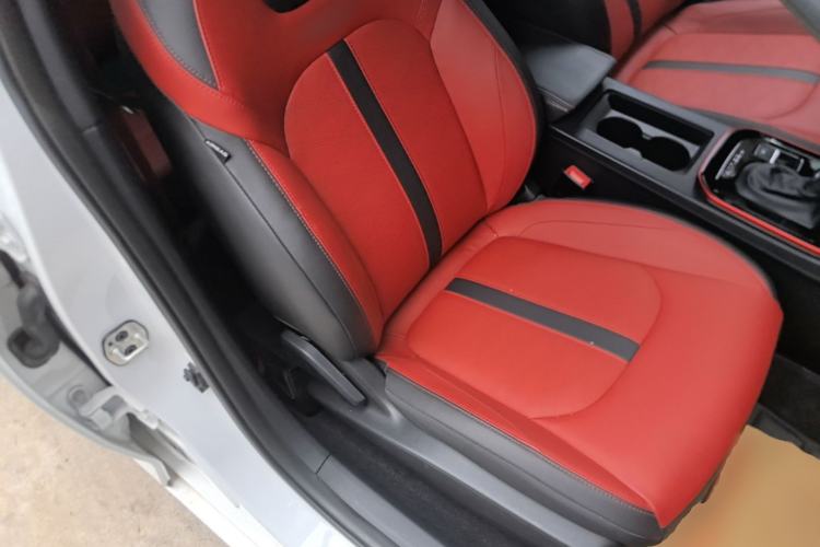 Used Dongfeng Aeolus Yixuan 2021 230T Automatic Hunter Edition Right Front Seat