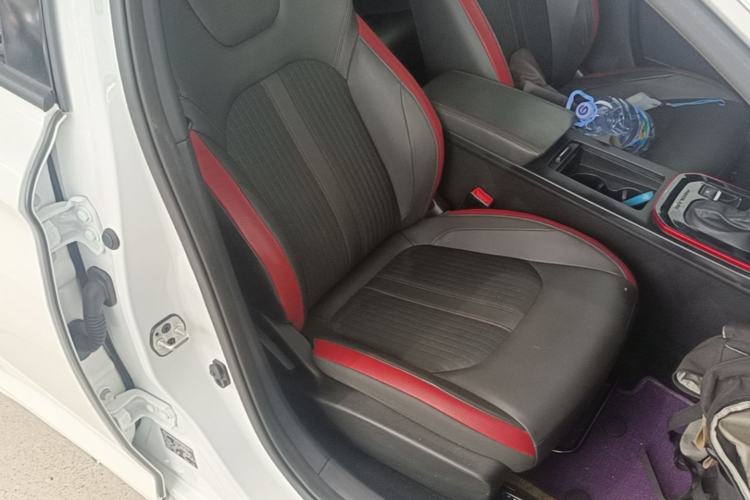 Used Dongfeng Aeolus Yixuan 2021 230T Automatic Zuiqing Edition Right Front Seat