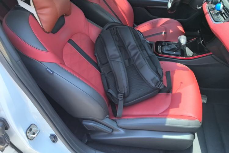 Used Dongfeng Aeolus Yixuan 2021 230T Automatic Zuiying Knight Edition Right Front Seat