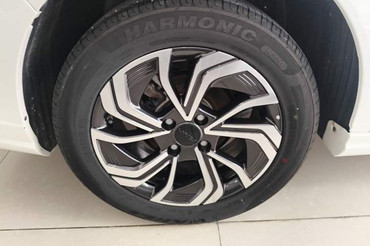 Used Dongfeng Aeolus Yixuan 2021 230T Automatic ZuiFeng Edition Right Rear Wheel Hub