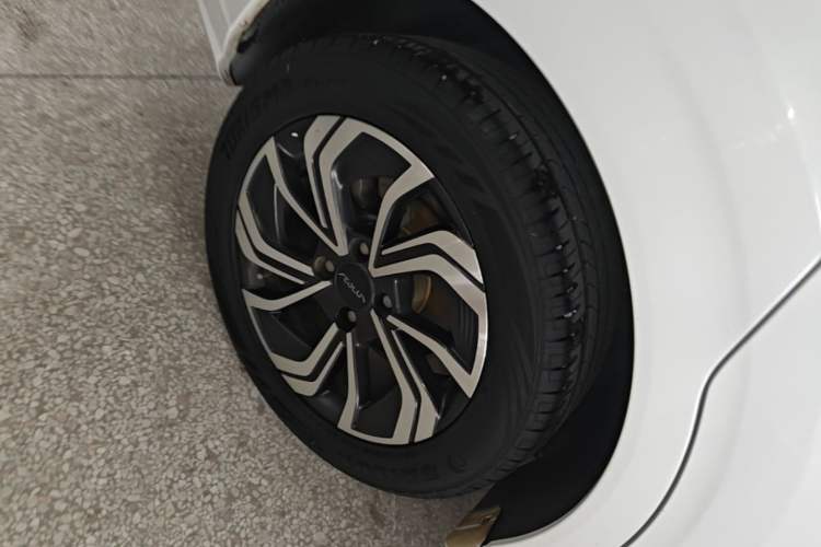 Used Dongfeng Aeolus Yixuan 2021 230T Automatic ZuiFeng Edition Right Rear Wheel Hub