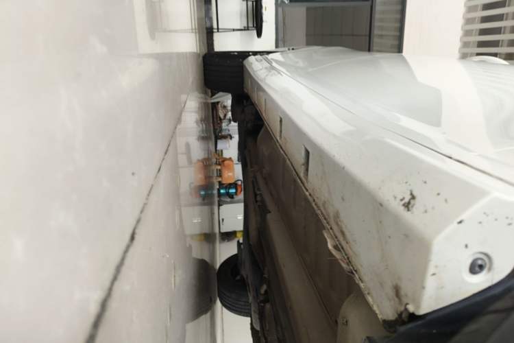 Used Dongfeng Aeolus Yixuan 2021 230T Automatic ZuiFeng Edition Right Side Sill
