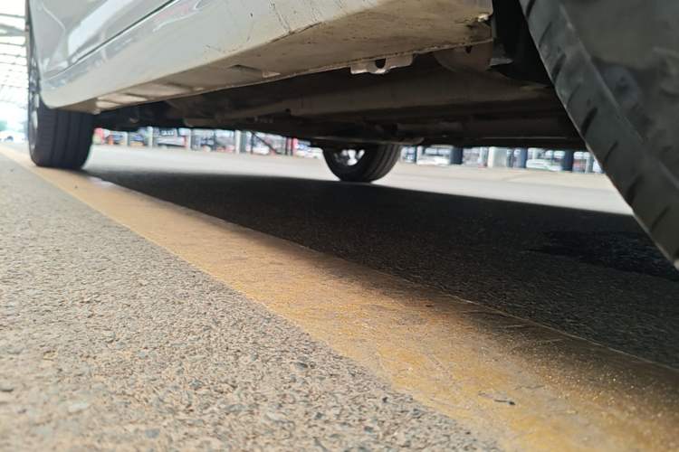 Used Dongfeng Aeolus Yixuan 2021 230T Automatic Hunter Edition Right Side Sill