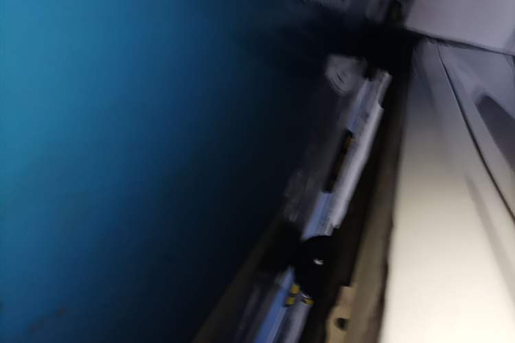 Used Dongfeng Aeolus Yixuan 2021 230T Automatic Zuiying Knight Edition Right Side Sill