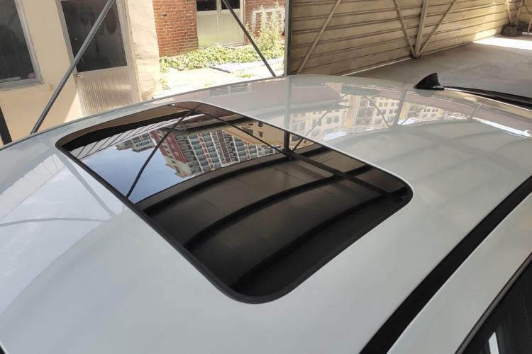 Used Dongfeng Aeolus Yixuan 2021 230T Automatic Zuiying Knight Edition Roof