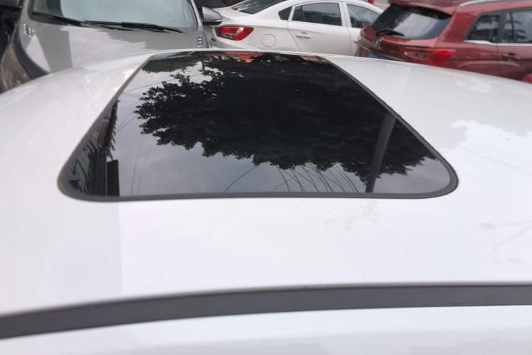 Used Dongfeng Aeolus Yixuan 2021 230T Automatic Hunter Edition Roof