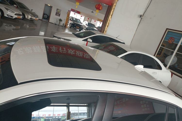 Used Dongfeng Aeolus Yixuan 2021 230T Automatic Glory Edition Roof