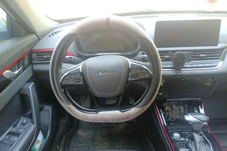 Used Dongfeng Aeolus Yixuan 2021 230T Automatic Zuiqing Edition Steering Wheel
