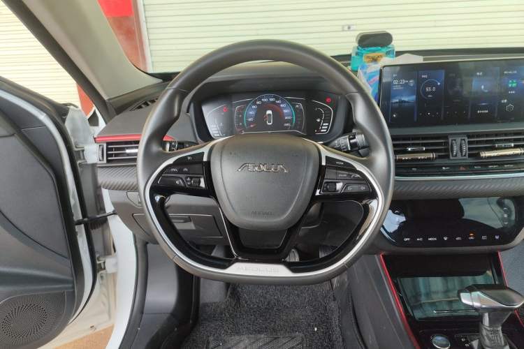 Used Dongfeng Aeolus Yixuan 2021 230T Automatic Zuiqing Edition Steering Wheel