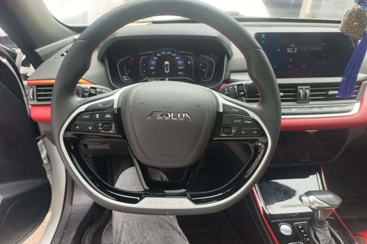 Used Dongfeng Aeolus Yixuan 2021 230T Automatic Dream-Chasing Rider Edition Steering Wheel