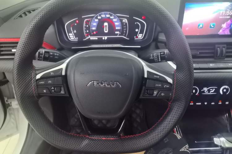 Used Dongfeng Aeolus Yixuan 2021 230T Automatic Chasing Shadow Edition Steering Wheel