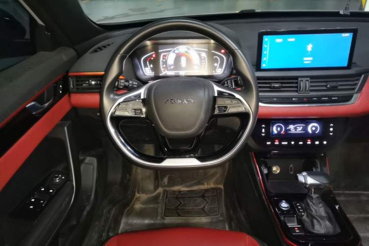 Used Dongfeng Aeolus Yixuan 2021 230T Automatic Zuiying Knight Edition Steering Wheel