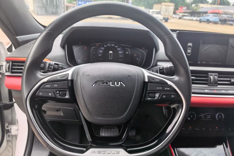 Used Dongfeng Aeolus Yixuan 2021 230T Automatic Zuiying Knight Edition Steering Wheel