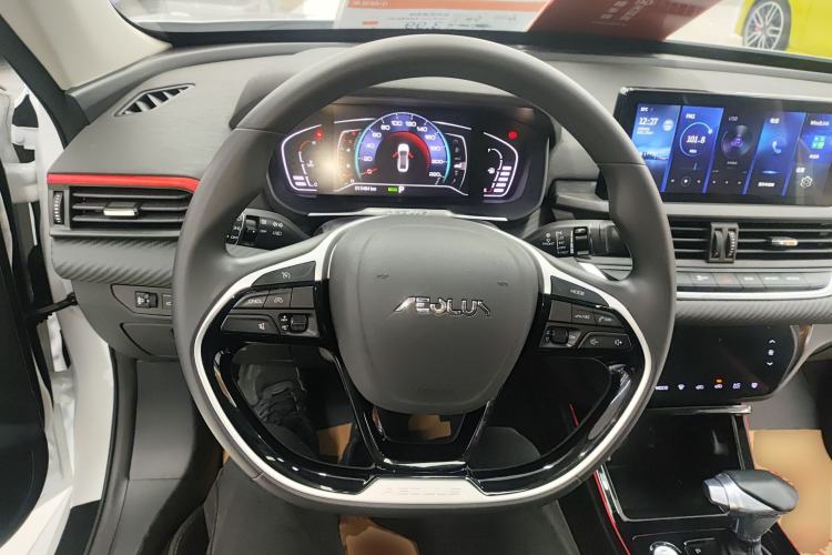 Used Dongfeng Aeolus Yixuan 2021 230T Automatic Zuiqing Edition Steering Wheel