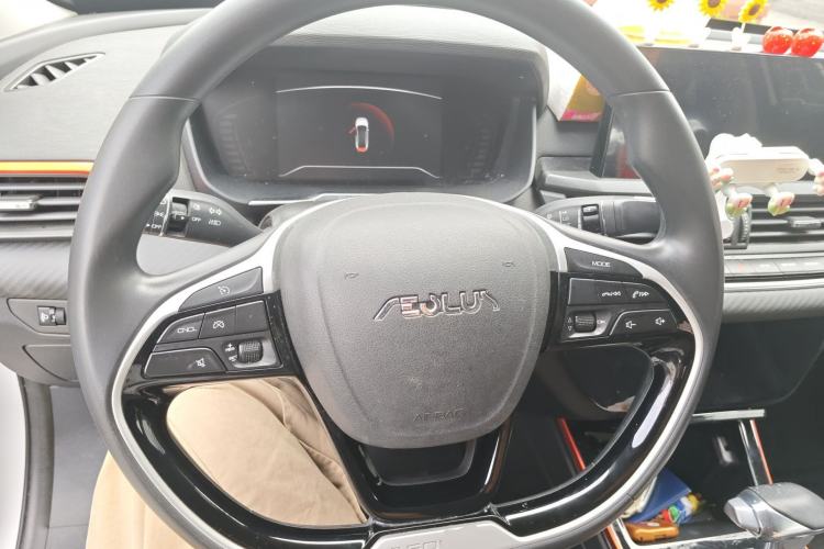 Used Dongfeng Aeolus Yixuan 2021 230T Automatic Glory Edition Steering Wheel