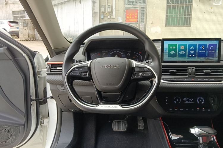 Used Dongfeng Aeolus Yixuan 2021 230T Automatic Chasing Shadow Edition Steering Wheel