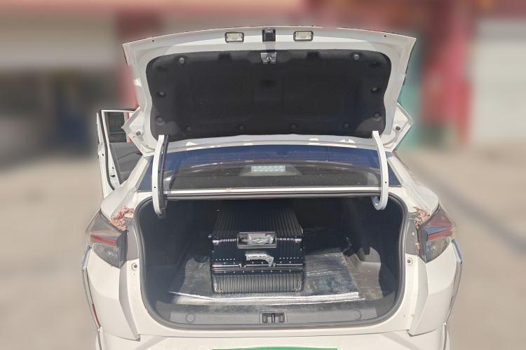 Used Dongfeng Aeolus Yixuan 2021 230T Automatic ZuiFeng Edition Trunk