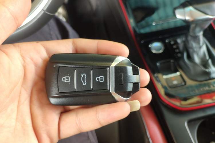 Used Dongfeng Aeolus Yixuan 2021 230T Automatic Zuiqing Edition Vehicle Key
