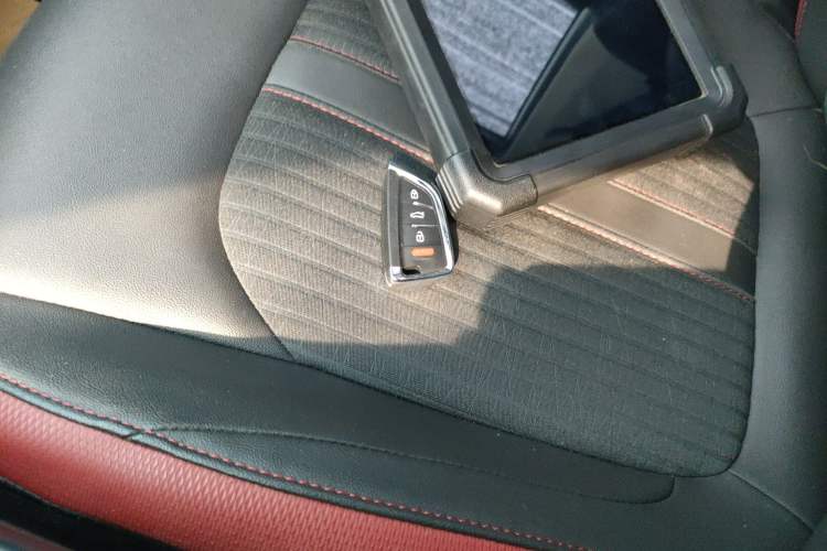Used Dongfeng Aeolus Yixuan 2021 230T Automatic Glory Edition Vehicle Key