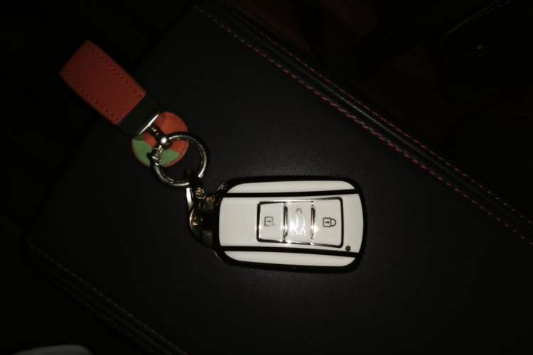 Used Dongfeng Aeolus Yixuan 2021 230T Automatic Zuiying Knight Edition Vehicle Key