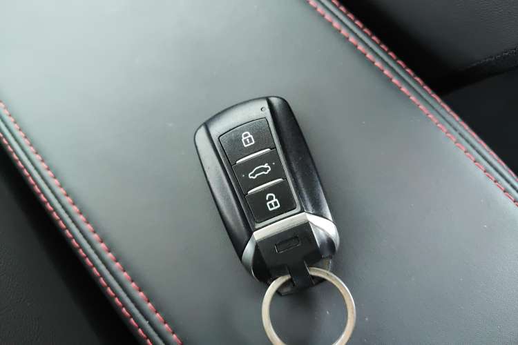 Used Dongfeng Aeolus Yixuan 2021 230T Automatic Glory Edition Vehicle Key