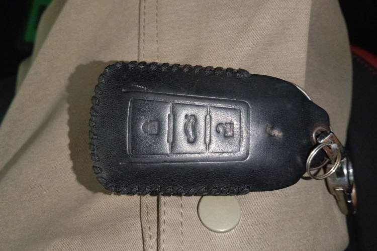 Used Dongfeng Aeolus Yixuan 2021 230T Automatic Chasing Shadow Edition Vehicle Key