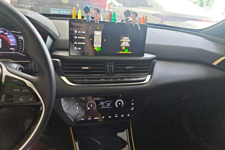 Used Dongfeng Aeolus Yixuan 2021 230T Automatic Hunter Edition Audio And AC Panel