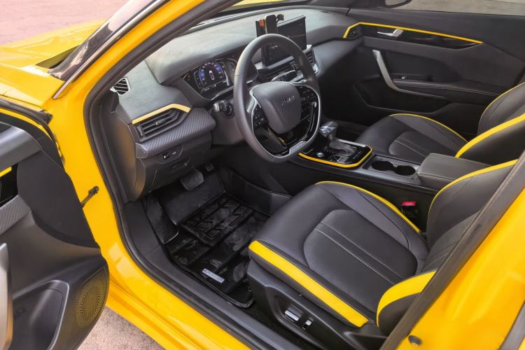 Used Dongfeng Aeolus Yixuan 2021 230T Automatic Hunter Edition Driver Seat
