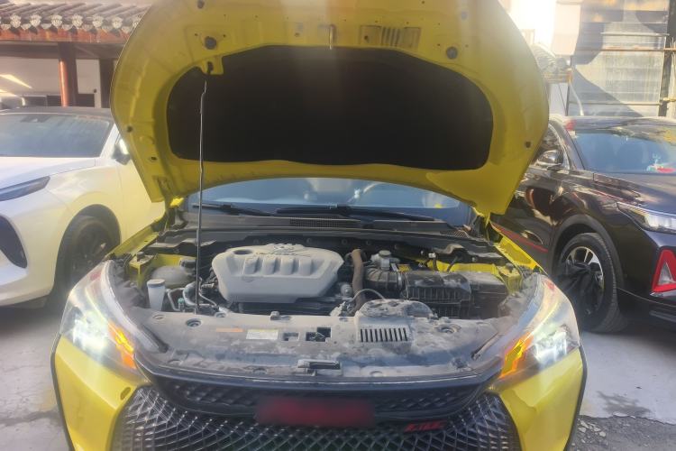 Used Dongfeng Aeolus Yixuan 2021 230T Automatic Hunter Edition Engine Bay