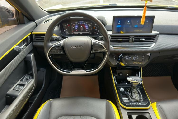 Used Dongfeng Aeolus Yixuan 2021 230T Automatic Hunter Edition Interior 2