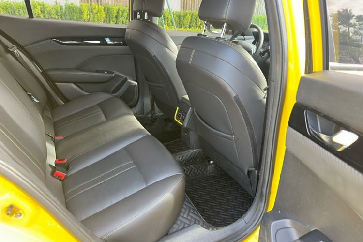 Used Dongfeng Aeolus Yixuan 2021 230T Automatic Hunter Edition Interior 9