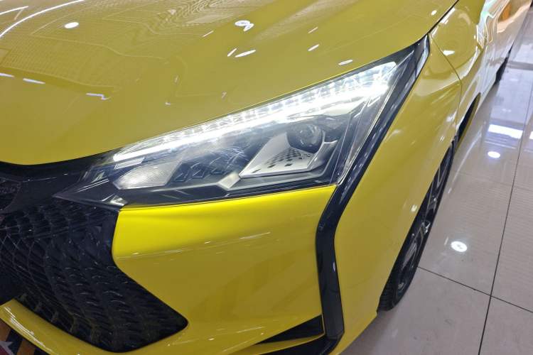 Used Dongfeng Aeolus Yixuan 2021 230T Automatic Hunter Edition Left Front Headlight