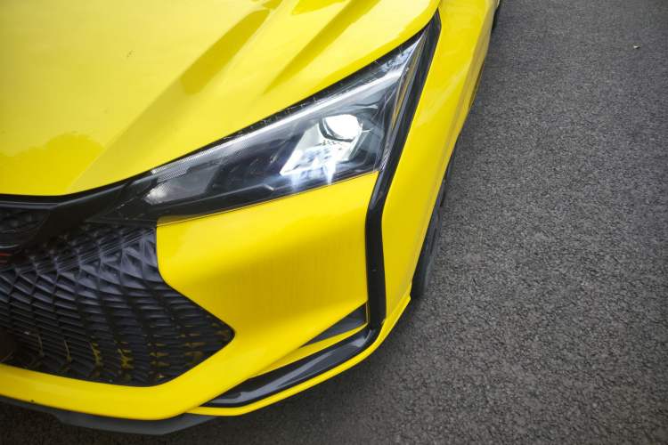Used Dongfeng Aeolus Yixuan 2021 230T Automatic Hunter Edition Left Front Headlight