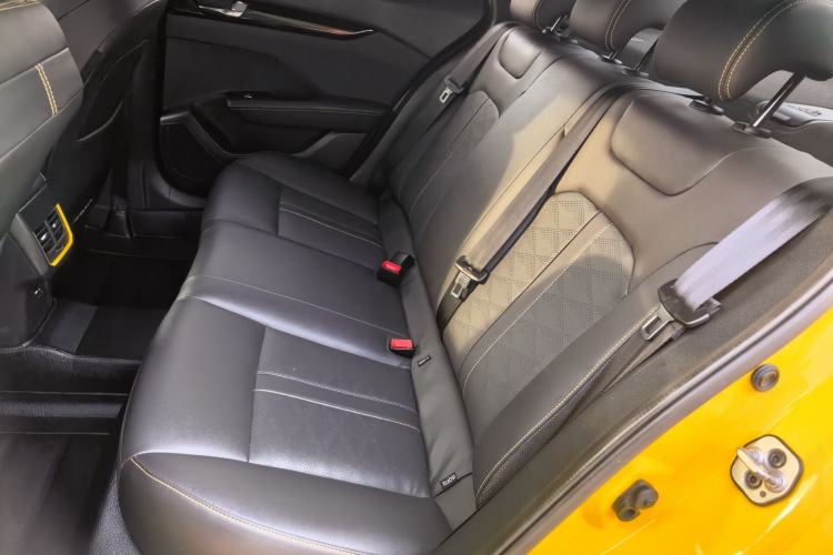 Used Dongfeng Aeolus Yixuan 2021 230T Automatic Hunter Edition Left Rear Seat