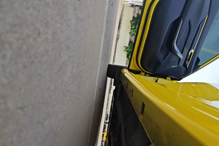 Used Dongfeng Aeolus Yixuan 2021 230T Automatic Hunter Edition Left Side Sill