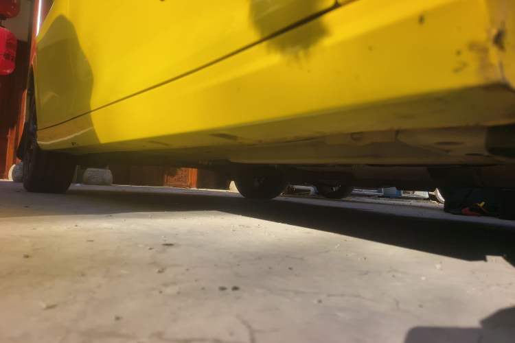 Used Dongfeng Aeolus Yixuan 2021 230T Automatic Hunter Edition Right Side Sill
