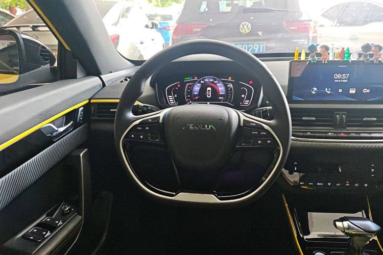 Used Dongfeng Aeolus Yixuan 2021 230T Automatic Hunter Edition Steering Wheel