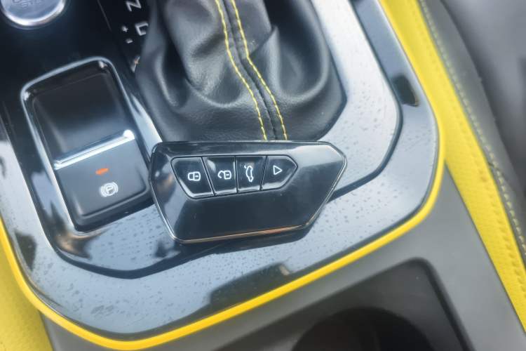 Used Dongfeng Aeolus Yixuan 2021 230T Automatic Hunter Edition Vehicle Key