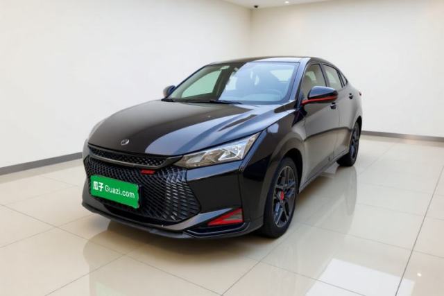 Ojetý Dongfeng Aeolus Yixuan 2022 230T Automatic Adaptive-Beam Knight Edition