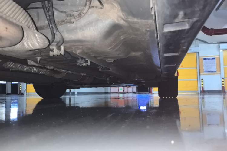 Used Dongfeng Aeolus Yixuan 2022 230T Automatic Adaptive-Beam Knight Edition Chassis Rear Right