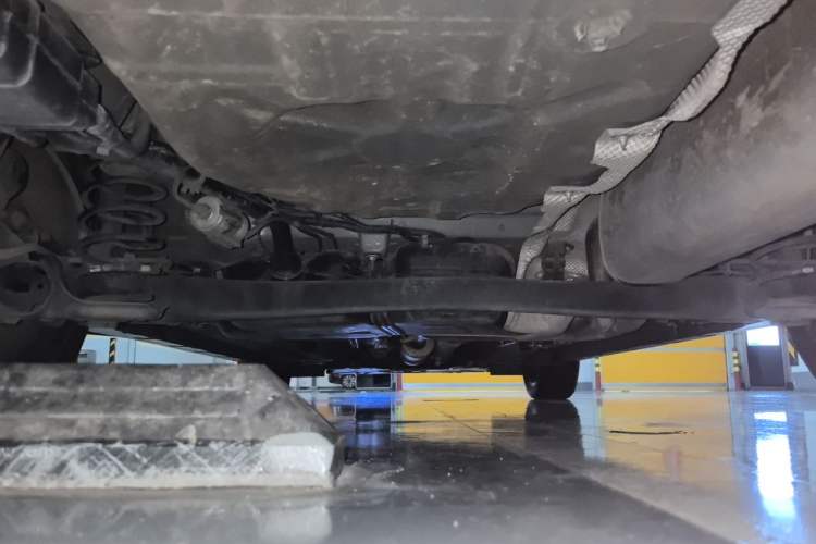 Used Dongfeng Aeolus Yixuan 2022 230T Automatic Adaptive-Beam Knight Edition Chassis Rear